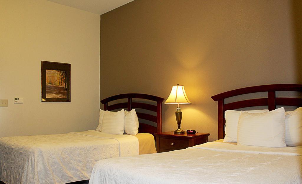 Crystal Springs Inn And Suites Towanda Exteriér fotografie