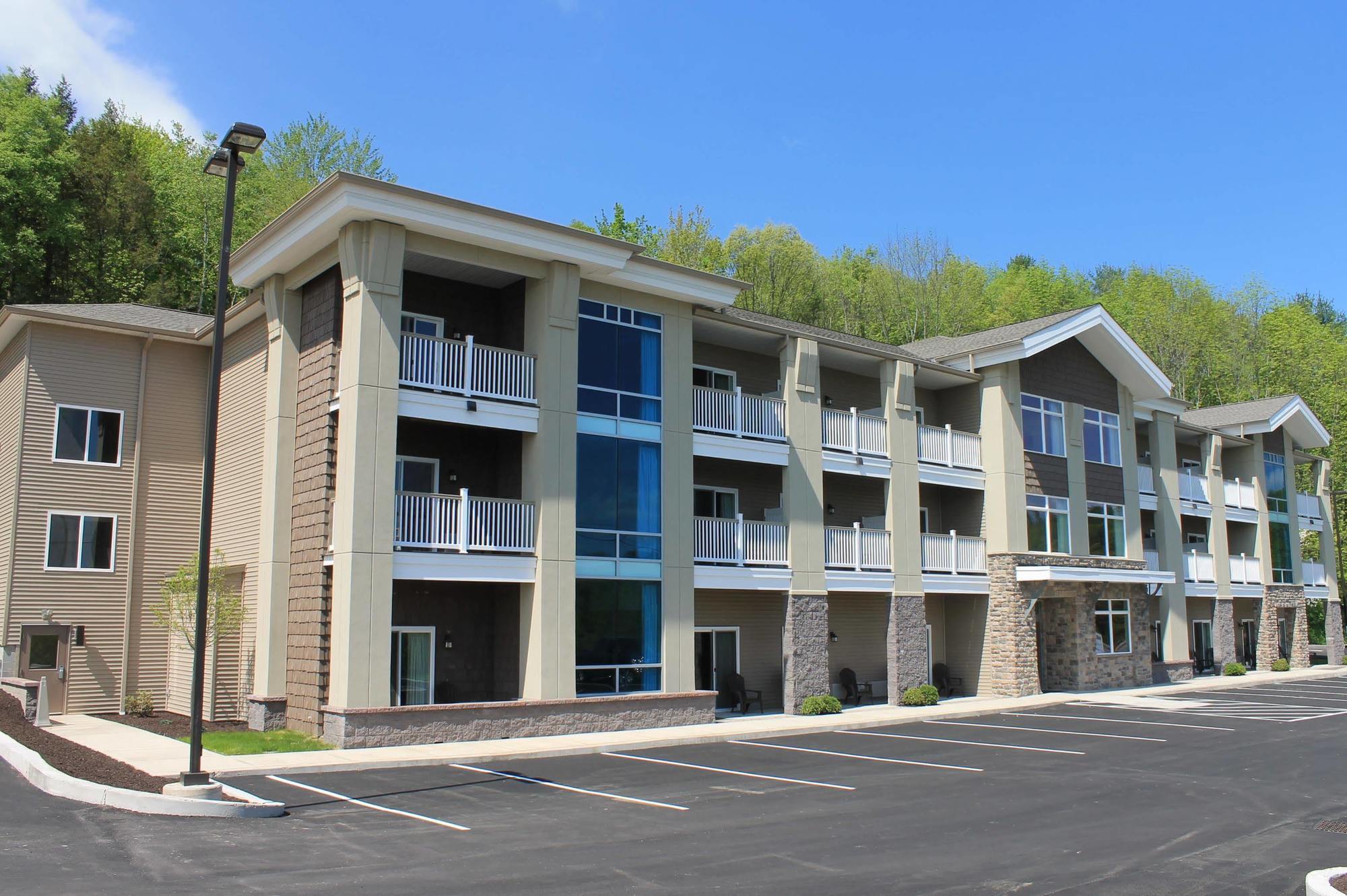 Crystal Springs Inn And Suites Towanda Exteriér fotografie