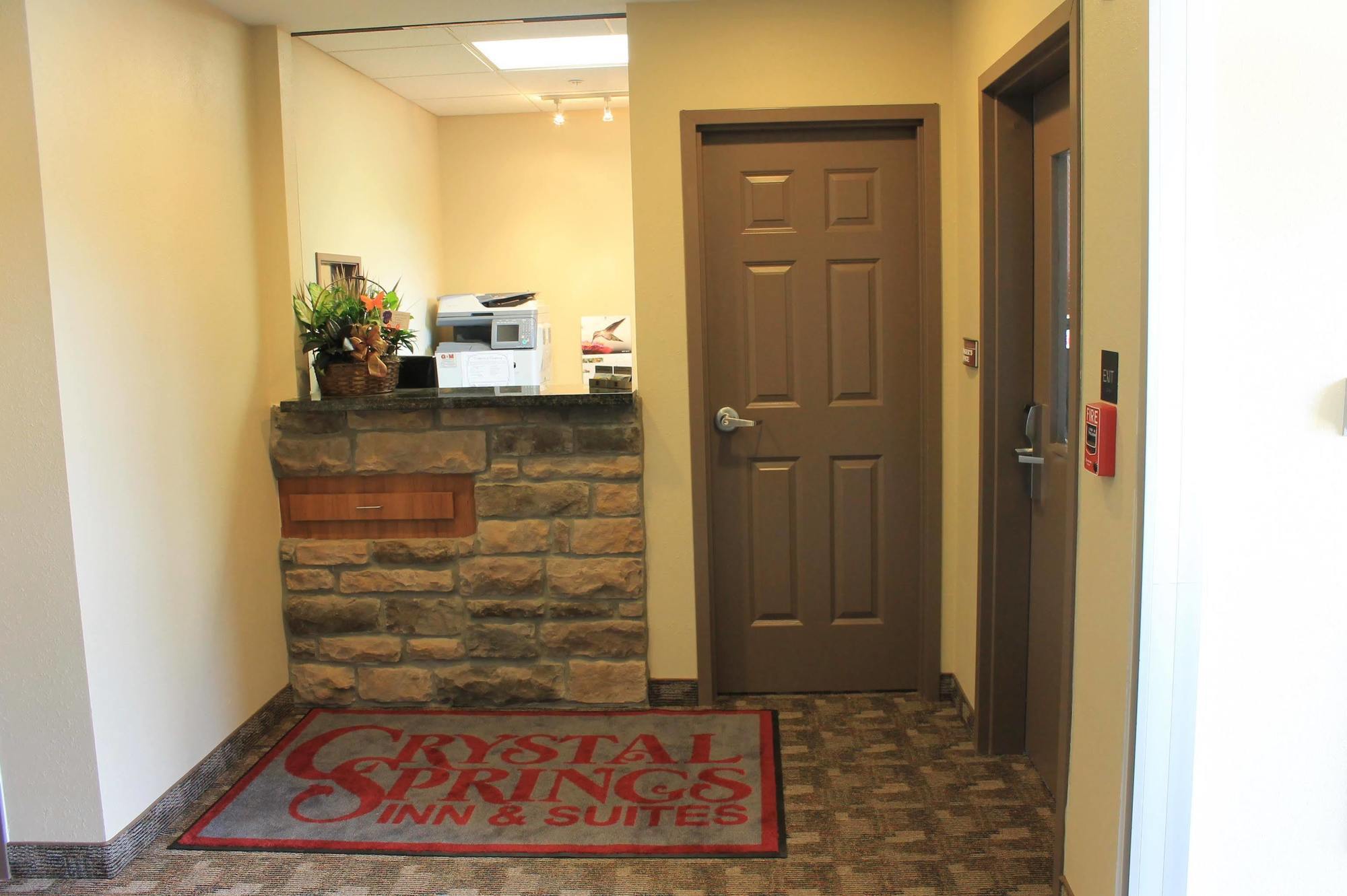 Crystal Springs Inn And Suites Towanda Exteriér fotografie